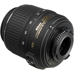18-55mm f/3.5-5.6G VR AF-S DX Nikkor Lens